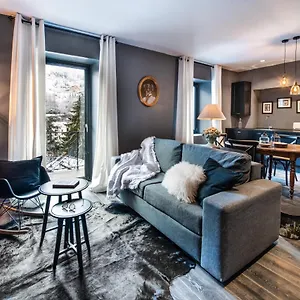le-clos-caroline.hotels-rhonealpes.com/