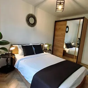 https://katedrahouse.hotelswroclaw.com