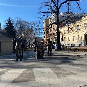 https://komfort-na-floriaska-blisko-starego-miasta-i-galerii.warsawhotelspoland.com