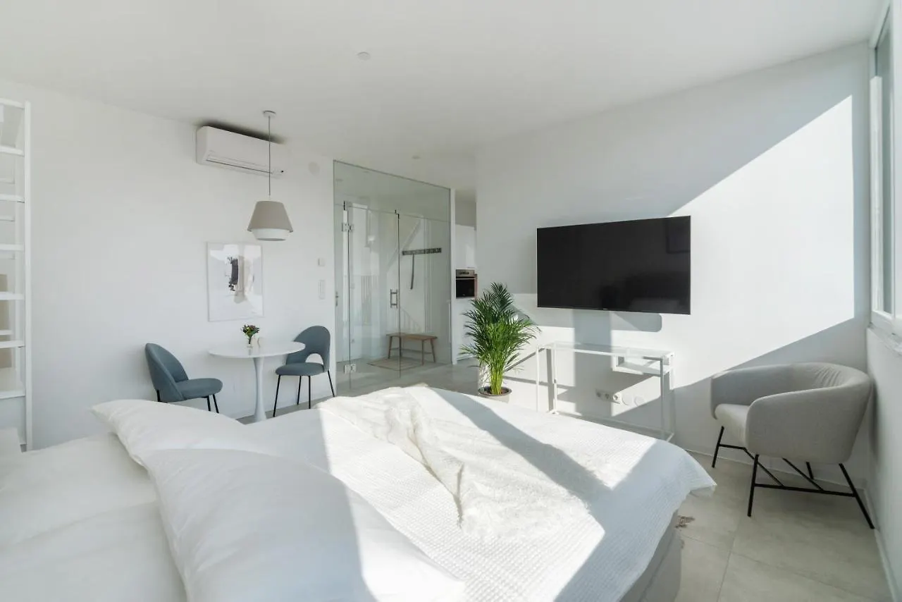Sophienne Apartments Vienna 0*,