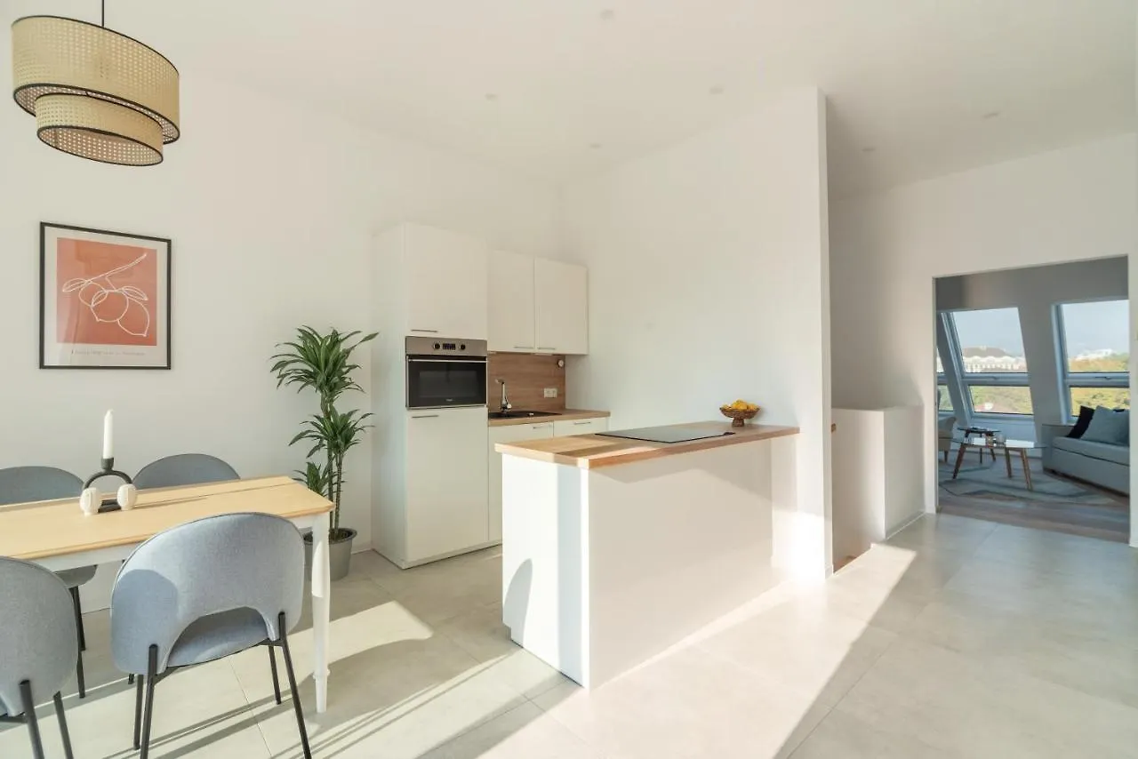 Sophienne Apartments Vienna 0*,  Austria